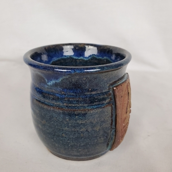 Northern Exposure Pottery mug dark blue glaze 12oz - Picture 6 of 10